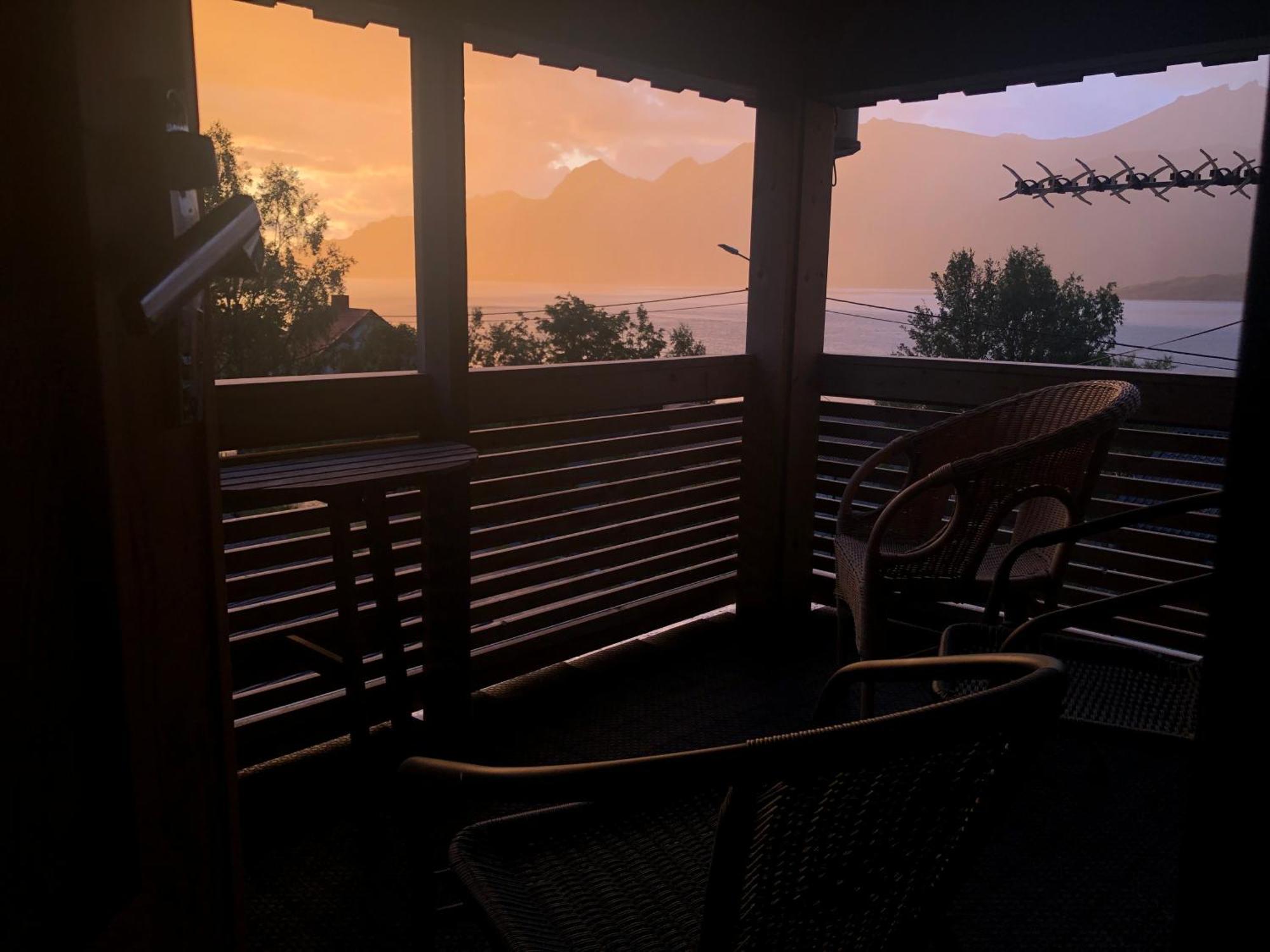 Segla Guesthouse - With View Of Fjord Fjordgard المظهر الخارجي الصورة