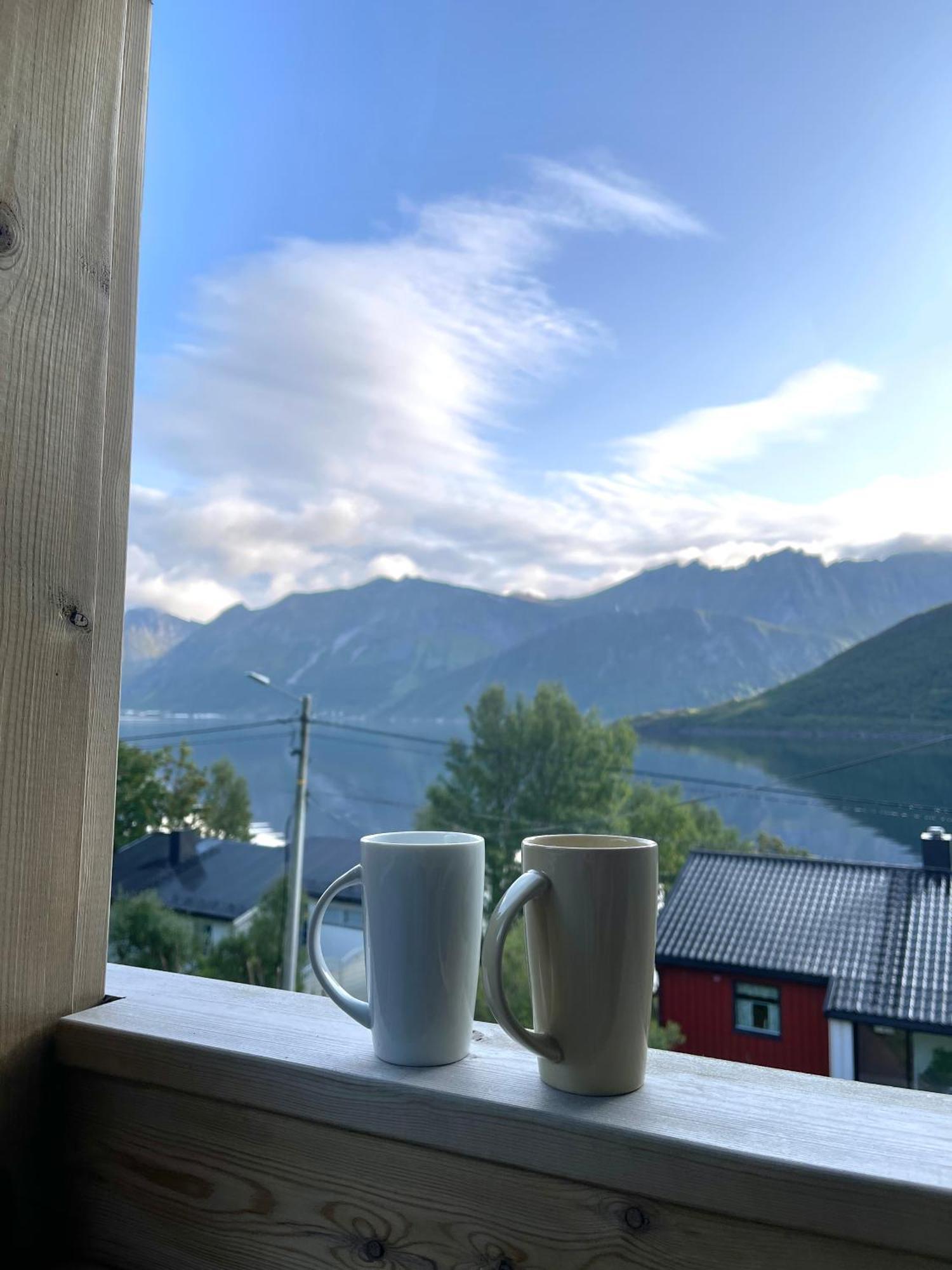 Segla Guesthouse - With View Of Fjord Fjordgard المظهر الخارجي الصورة