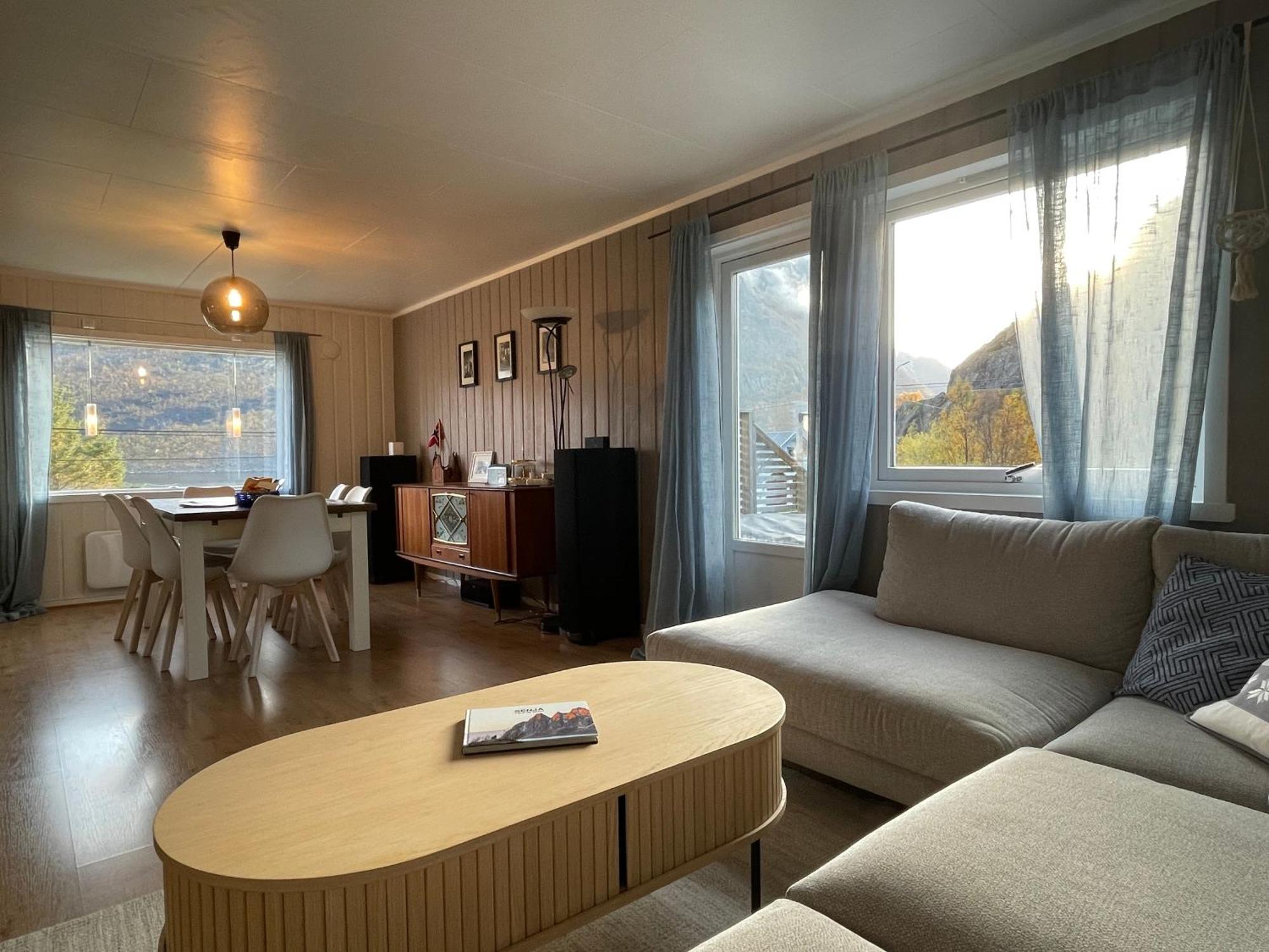 Segla Guesthouse - With View Of Fjord Fjordgard المظهر الخارجي الصورة