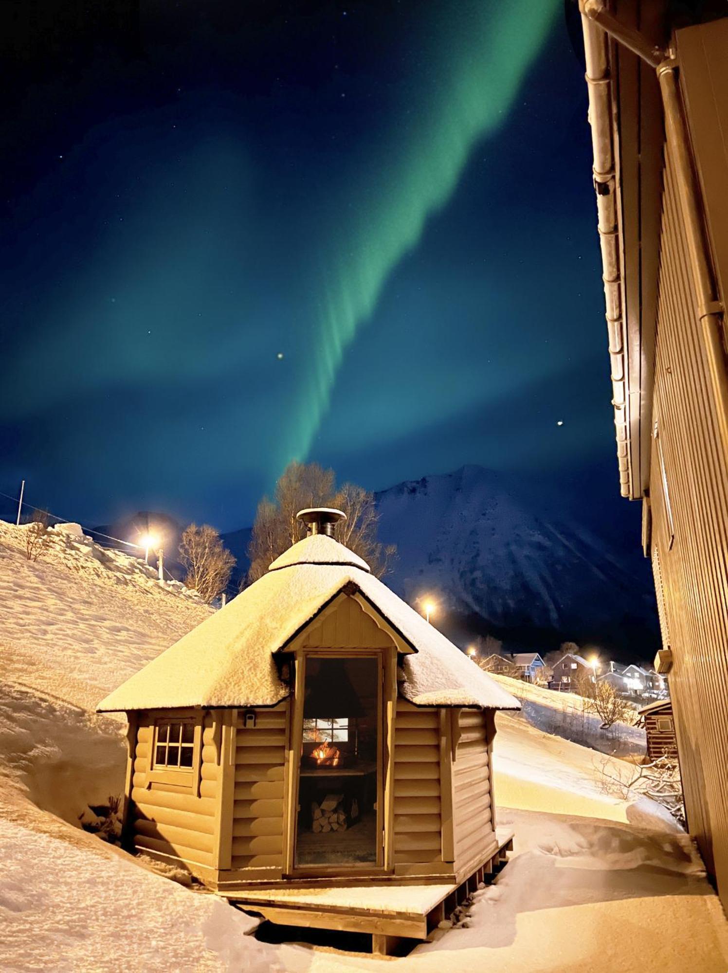 Segla Guesthouse - With View Of Fjord Fjordgard المظهر الخارجي الصورة