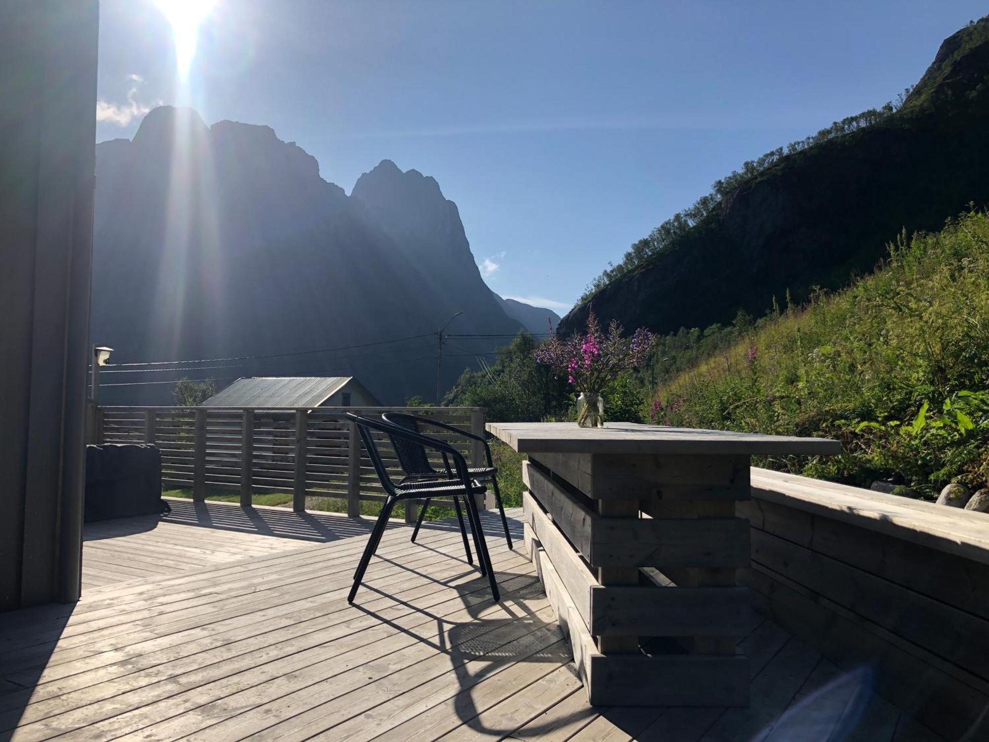 Segla Guesthouse - With View Of Fjord Fjordgard المظهر الخارجي الصورة